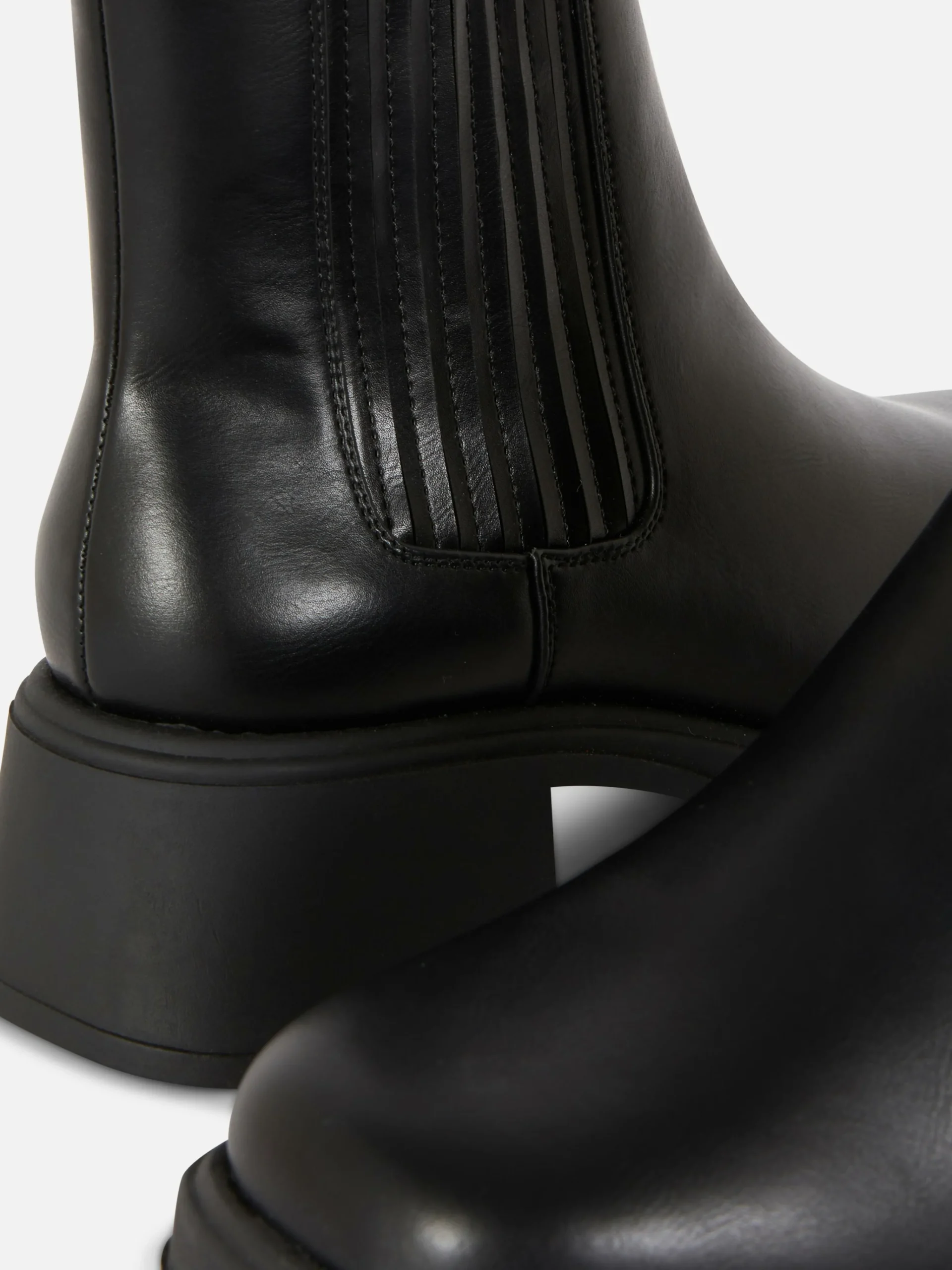 Block Heel Chelsea Boots|Primark Online