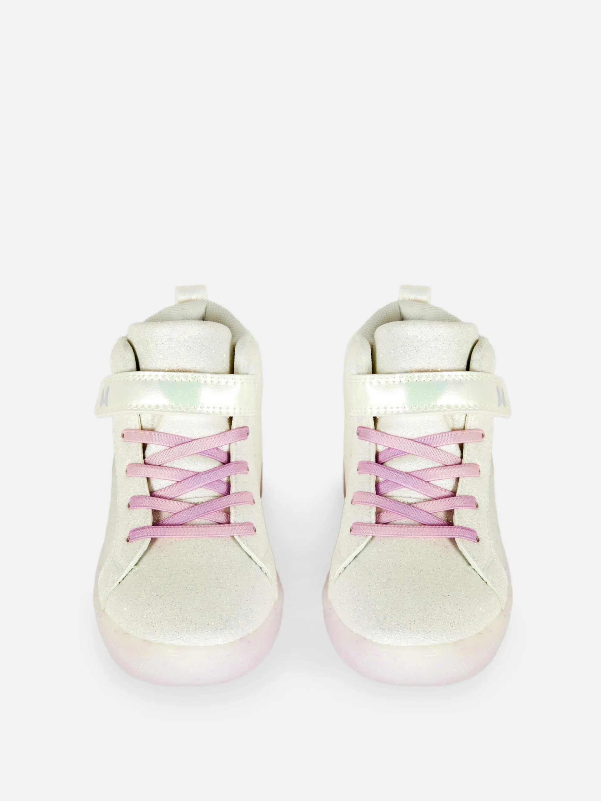 Disney’s Minnie Mouse And Daisy Duck Light Up Sneakers|Primark Outlet