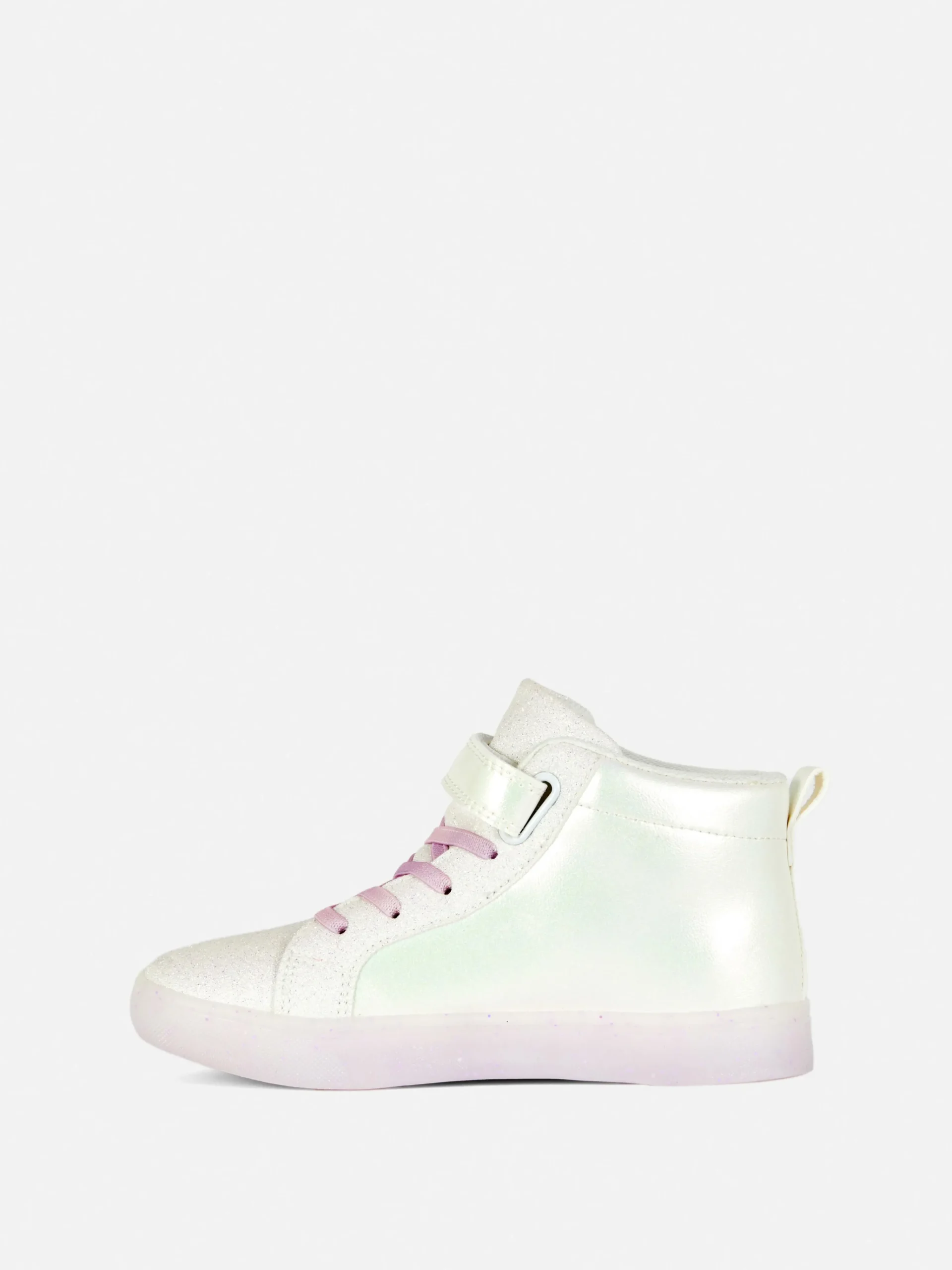 Disney’s Minnie Mouse And Daisy Duck Light Up Sneakers|Primark Outlet