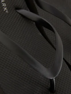 Essential Flat Flip Flops|Primark Outlet