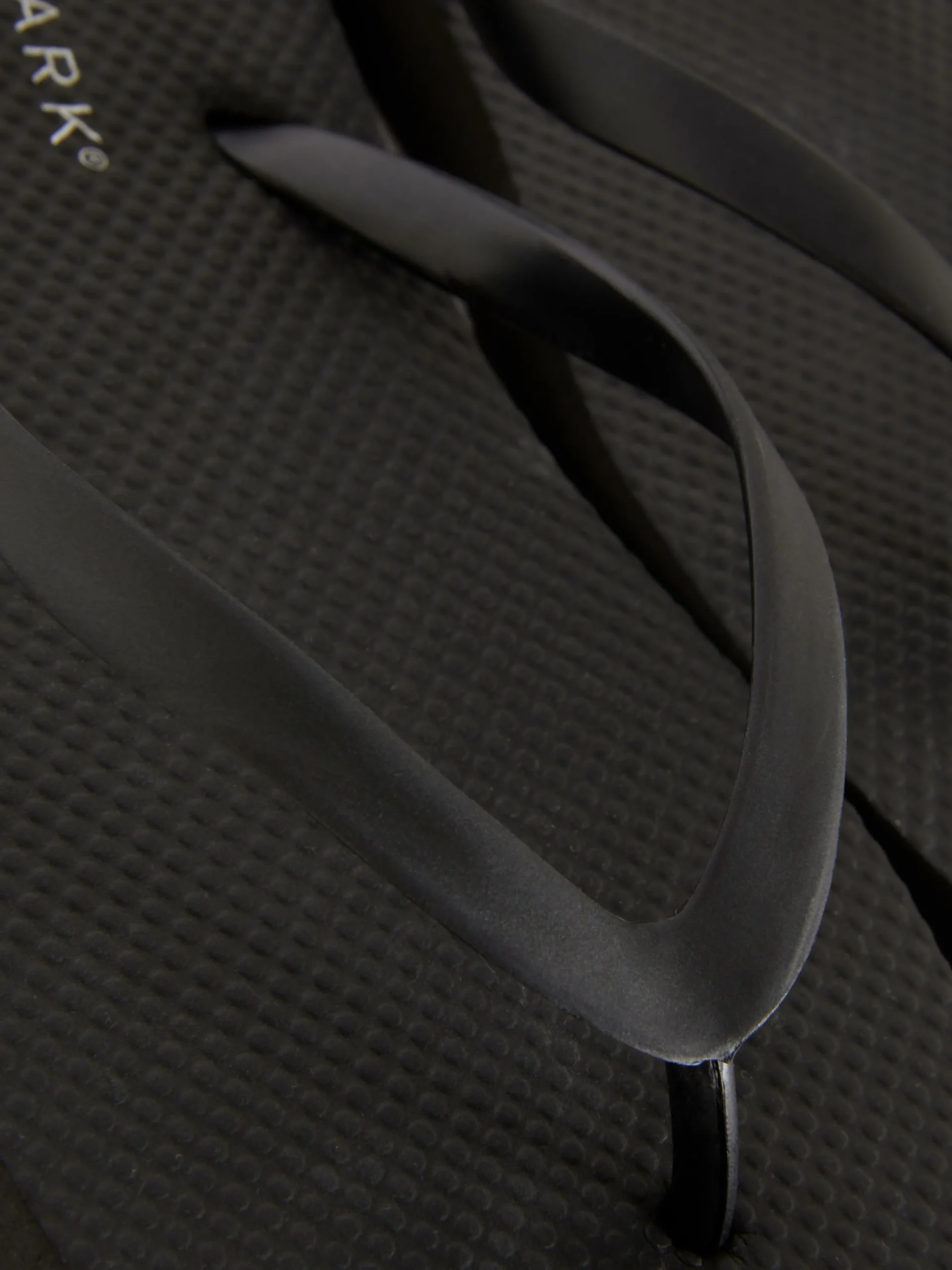 Essential Flat Flip Flops|Primark Outlet