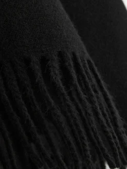 Hook Closure Cape Scarf|Primark Outlet