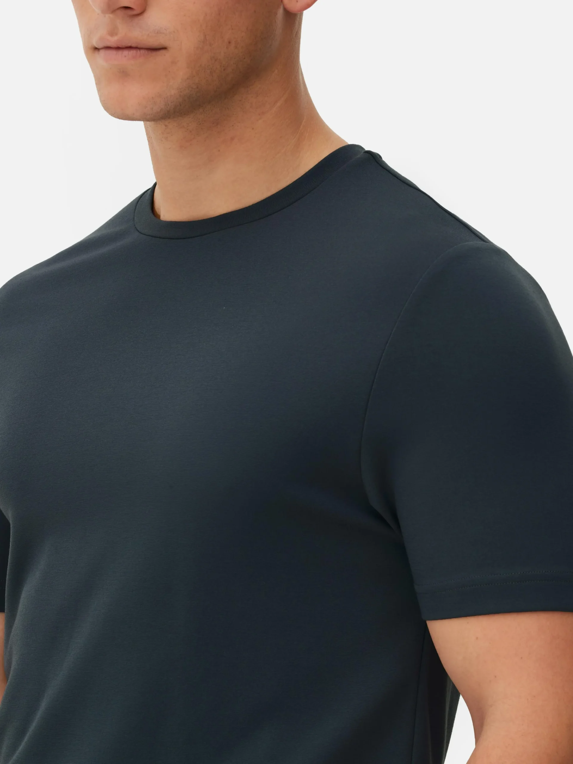 Kem Slim Fit T-Shirt|Primark Online