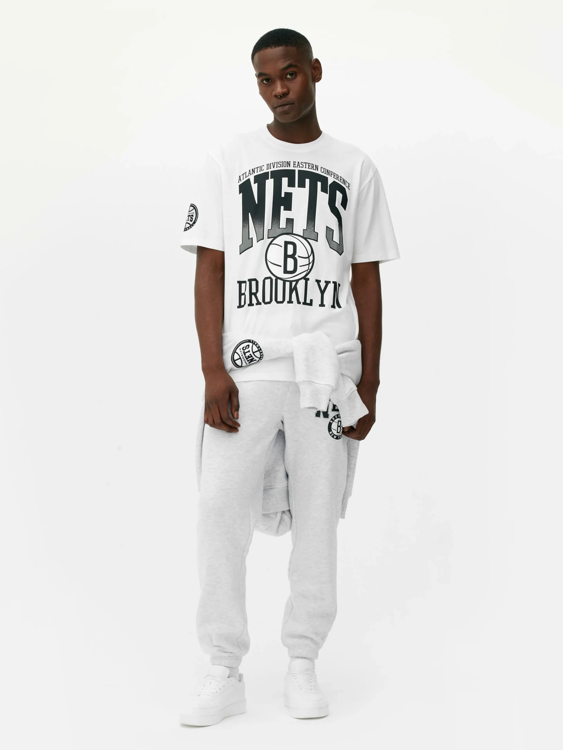 NBA Brooklyn Nets Graphic T-Shirt|Primark Clearance
