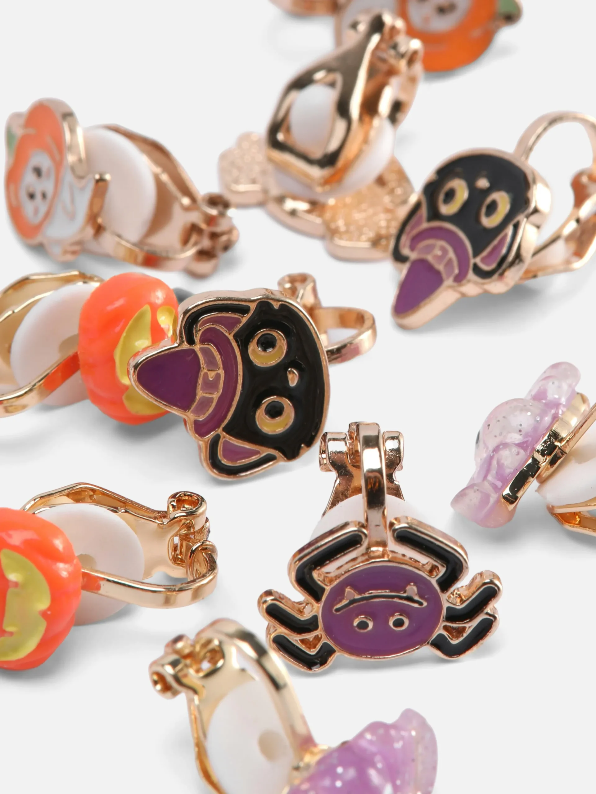 5-Pack Glow In The Dark Clip-On Halloween Earrings|Primark Sale