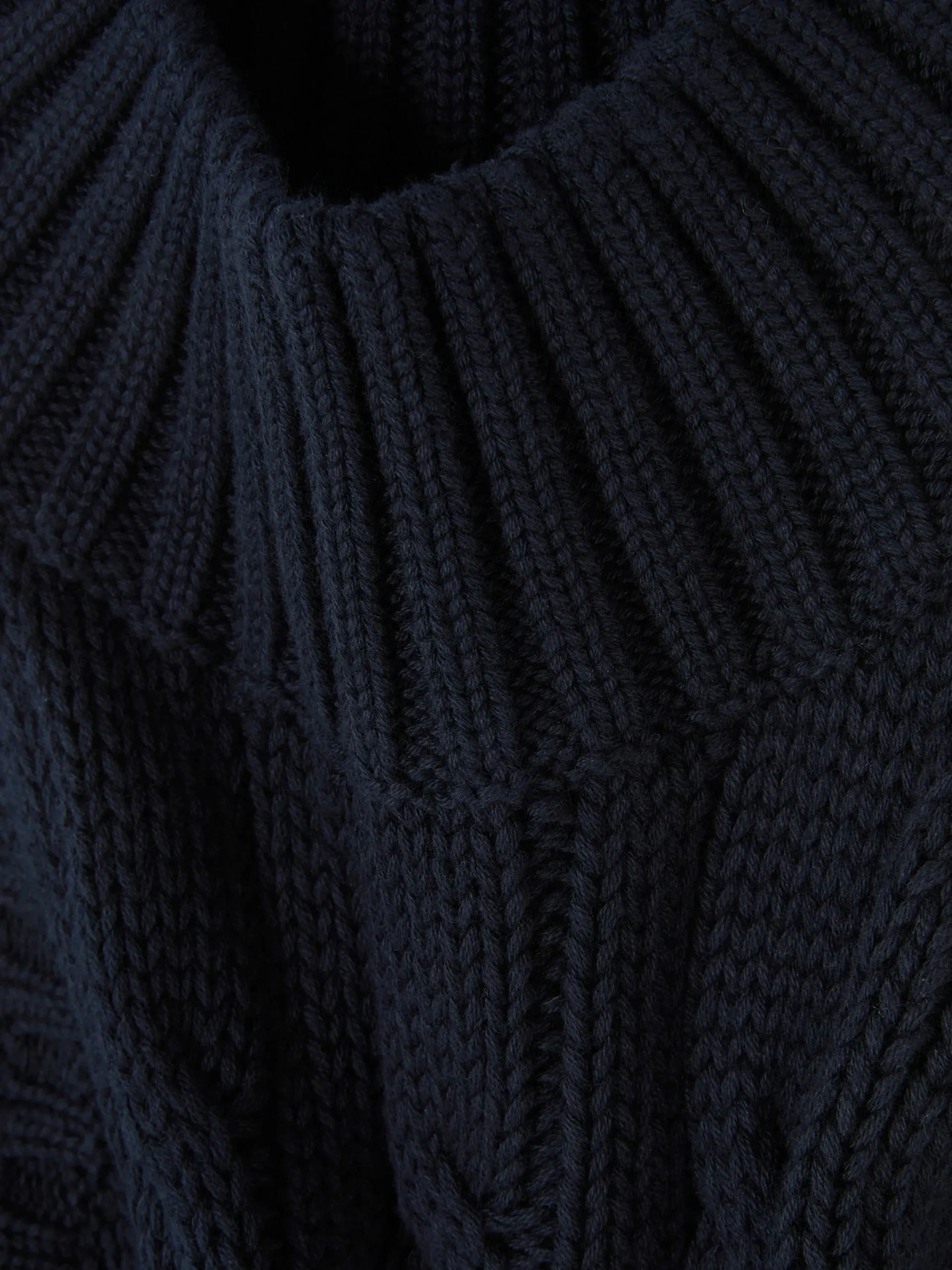 Sleeveless Cable Knit Tank|Primark Discount