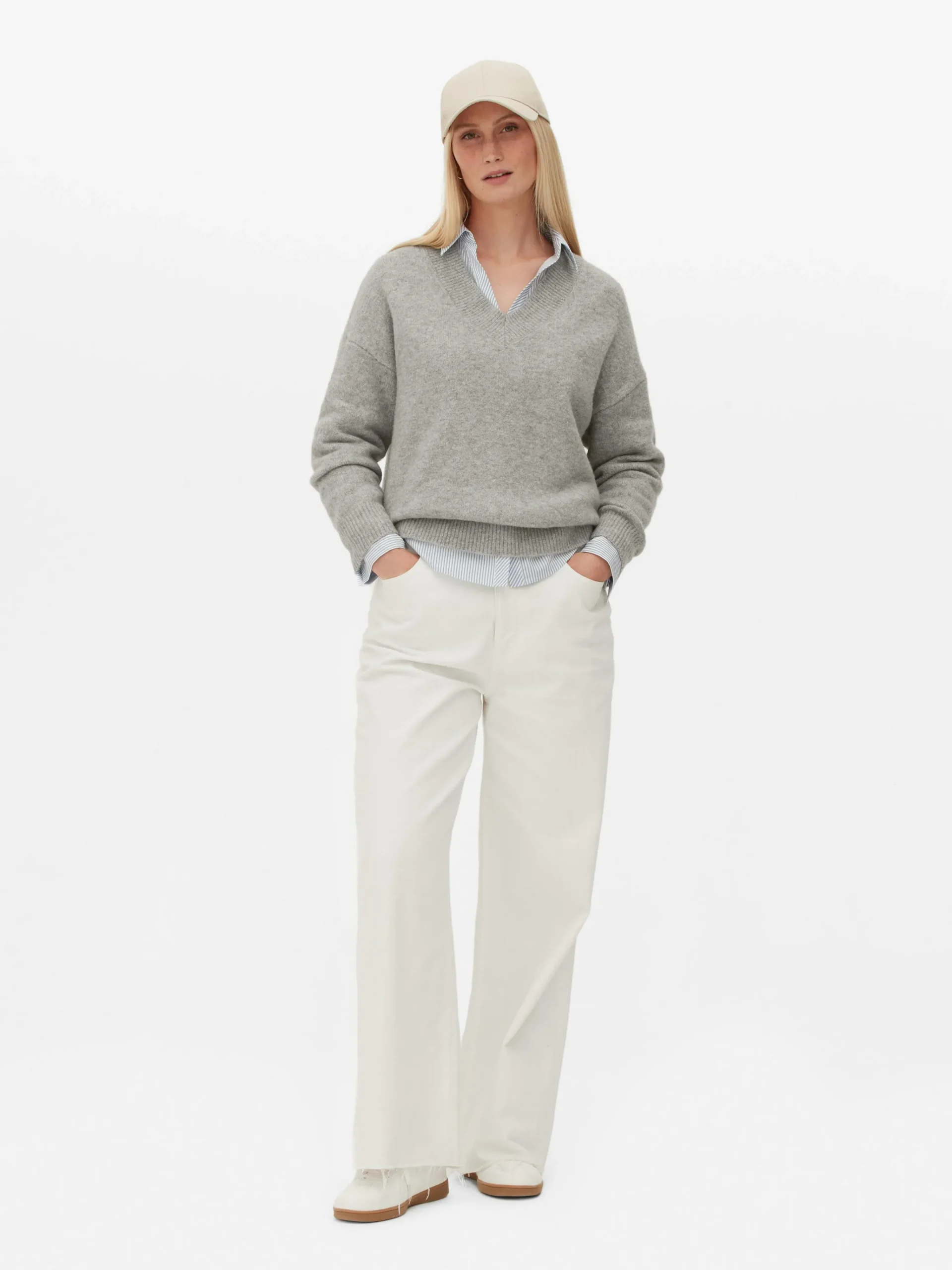 V-neck Sweater|Primark Hot